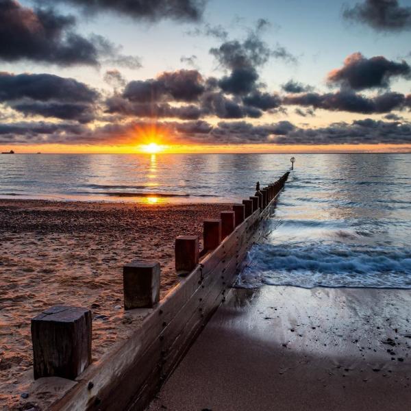 Aberdeen Beach by Lee Fowlie DO NOT USE
